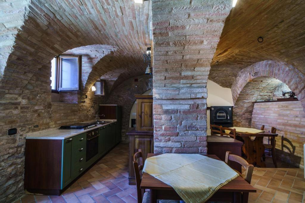B&B La Locanda Del Serafino Sarnano Exterior foto